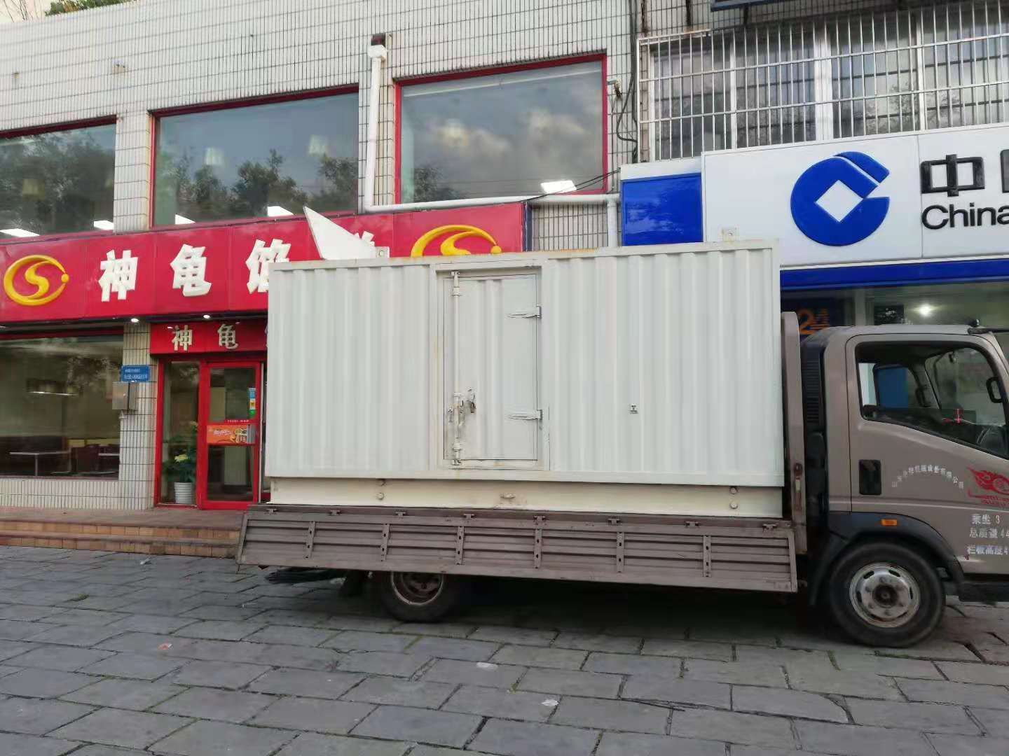 海南出租发电机-柴油发电机组错误的启动方式